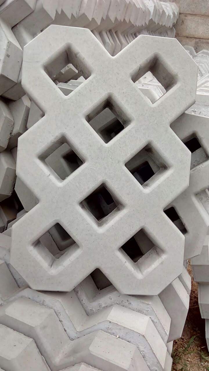 d22d9b48-2e04-4833-b17a-d92988bb0e24